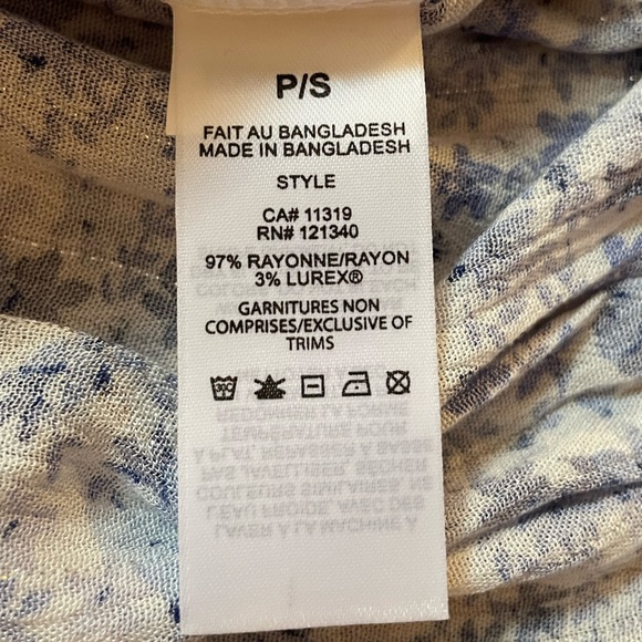 Printed off the shoulder Top - Picture 5 of 9